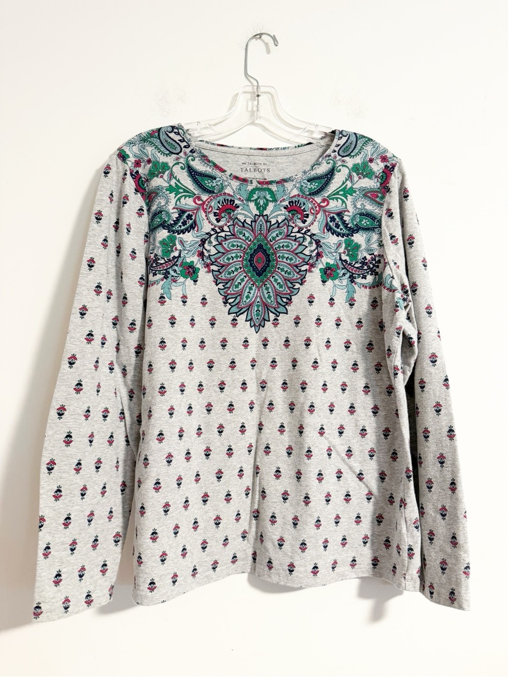 Talbots The Talbots Tee Gray Paisley Medallion Scoop Neck Long Sleeve Top L